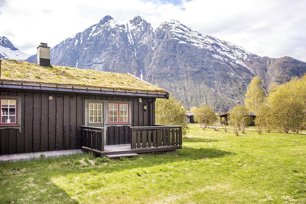 Trollstigen Resort Andalsnes Exterior photo